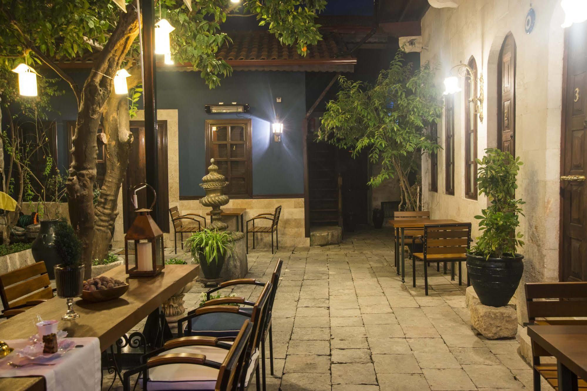 Mahallem Hotel Antakya Buitenkant foto